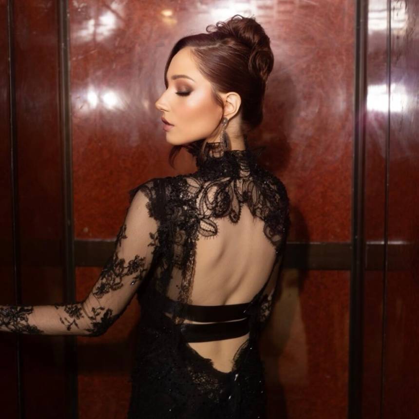 Atzy Alafouzou Collection Models