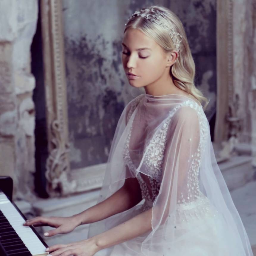 Atzy Alafouzou Collection Photoshooting